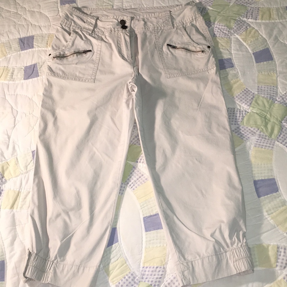New Directions Weekend capri pants